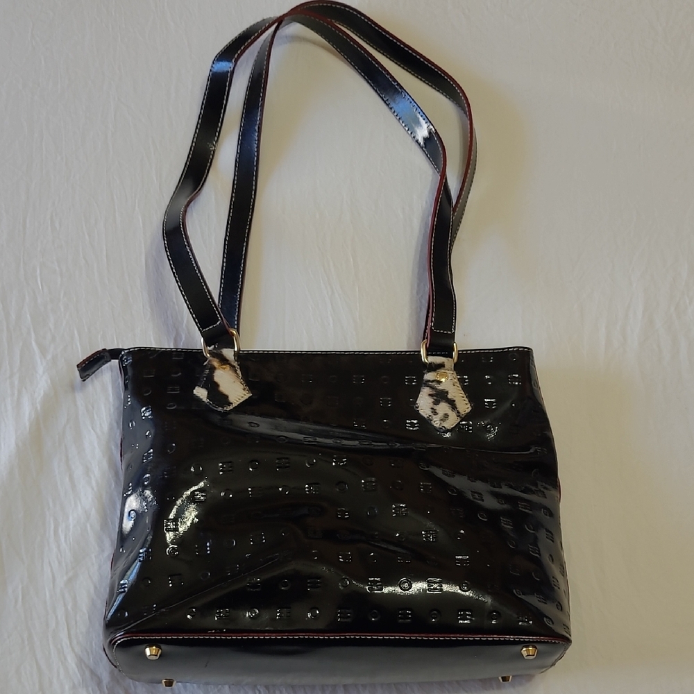 Arcadi Italy Embossed Tote Bag | Patent Black Leather